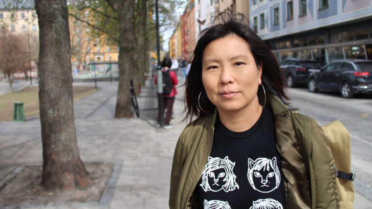 LISA WOOL-RIM SJÖBLOM – DEN UPPGRÄVDA JORDEN (söndag, 11:00)